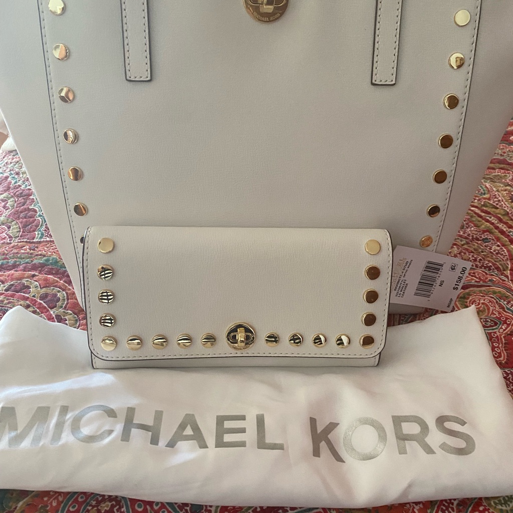 Michael Kors Handbag With Wallet